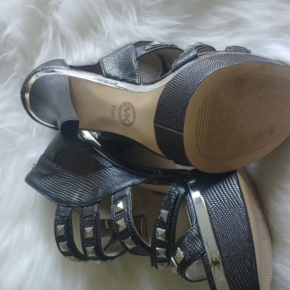 Michael Kors heels, brand new not worn, size 7.5. - Picture 6 of 12